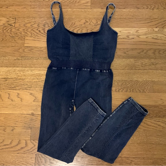 NWOT Free People Movement Good Karma Onesie deepest Navy  size M/L - Picture 7 of 10